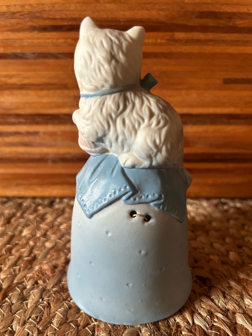 Vintage 1989 Trippie’s Inc. Ceramic Cat Bell Figurine — Blue & White - Picture 3 of 5